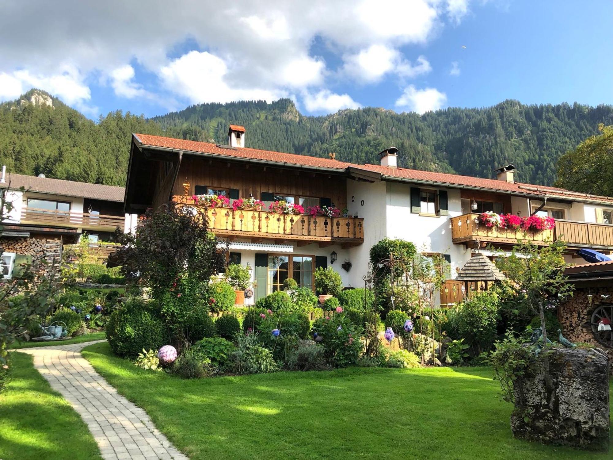 Ferienwohnung Mitteldorf Oberammergau Buitenkant foto