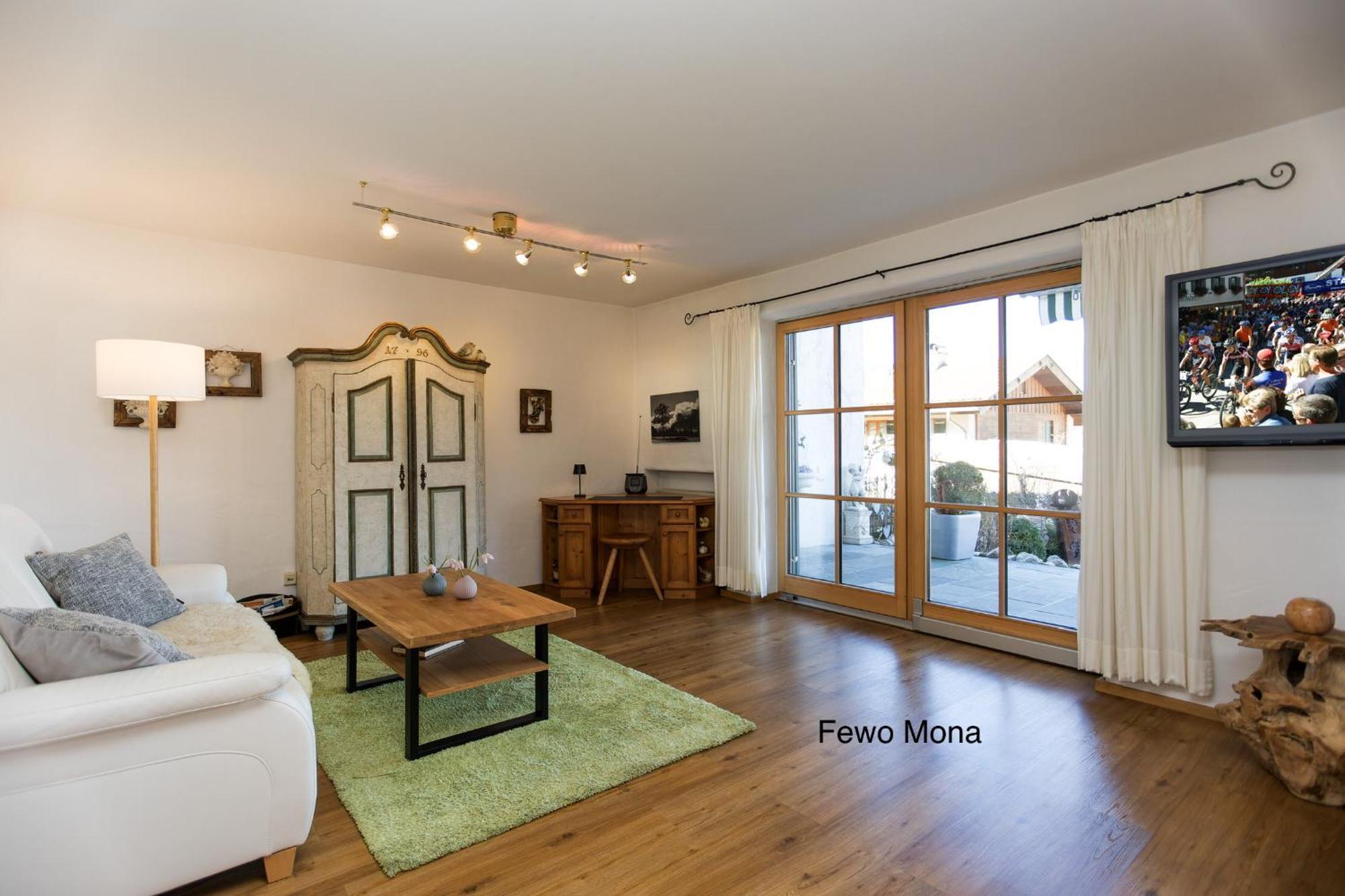 Ferienwohnung Mitteldorf Oberammergau Buitenkant foto