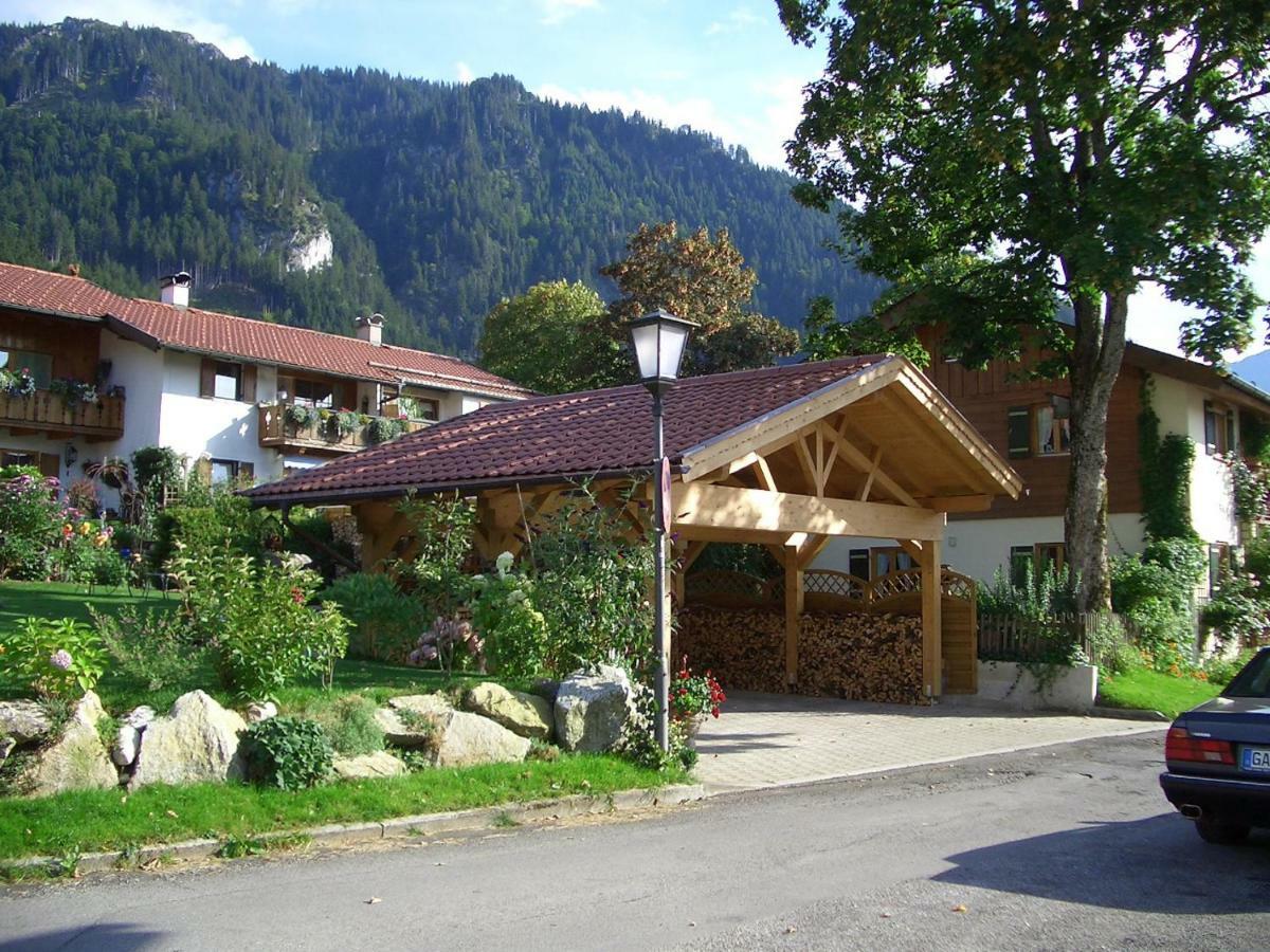 Ferienwohnung Mitteldorf Oberammergau Buitenkant foto